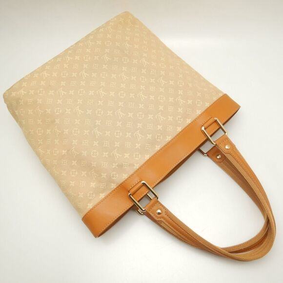 LOUIS VUITTON Beige Monogram Tote Bag - Picture 3 of 10